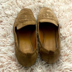 Tory Burch smoking slipper good condition.